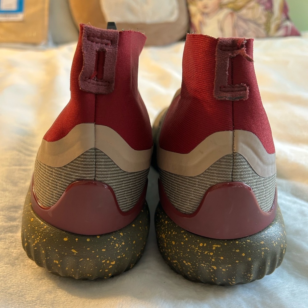 Adidas Alphabounce 5.8 zip Trace Olive Burgundy running shoes size 10 - Picture 5 of 10